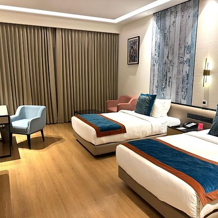 Ramada By Wyndham Jalandhar City Center Luaran gambar