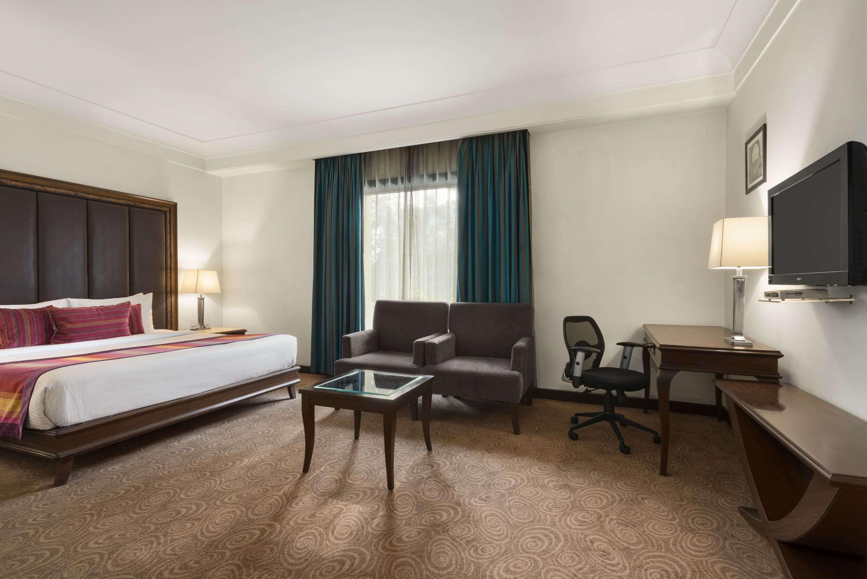 Ramada By Wyndham Jalandhar City Center Luaran gambar