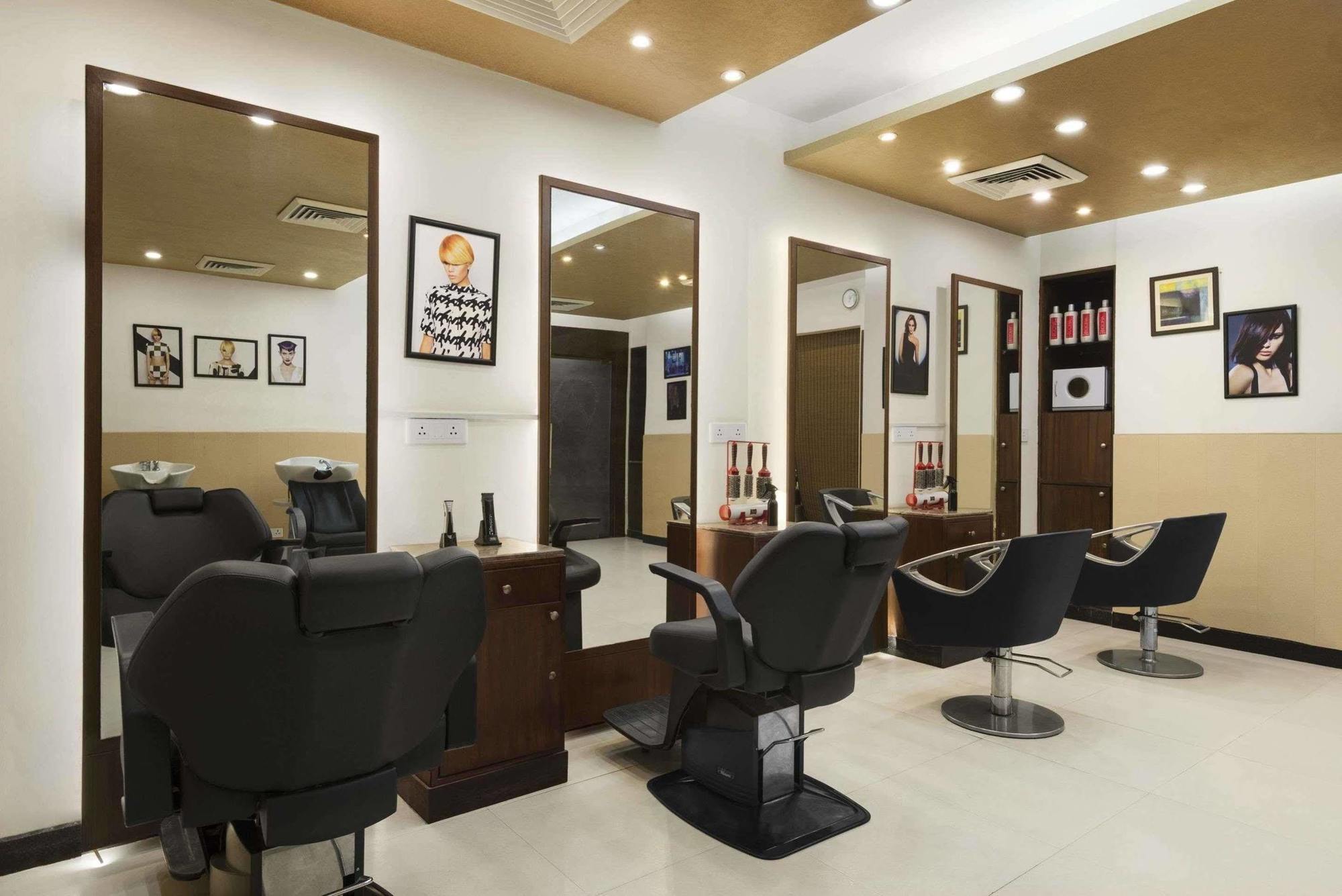 Ramada By Wyndham Jalandhar City Center Luaran gambar